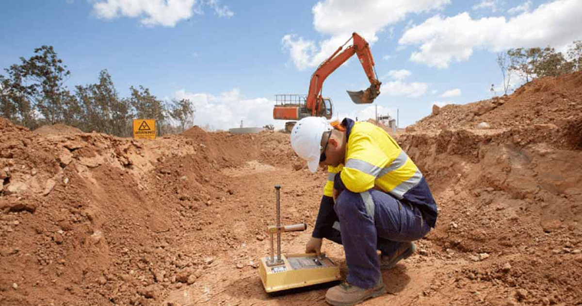 Consolidación del suelo: el fenómeno lento que deforma edificaciones sin que nadie lo note