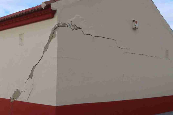 Asentamientos diferenciales: por qué tu edificio se hunde de un lado y cómo prevenirlos