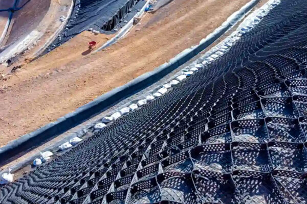 Geosintéticos en geotecnia: geomallas, geotextiles y geodrenes explicados para no especialistas