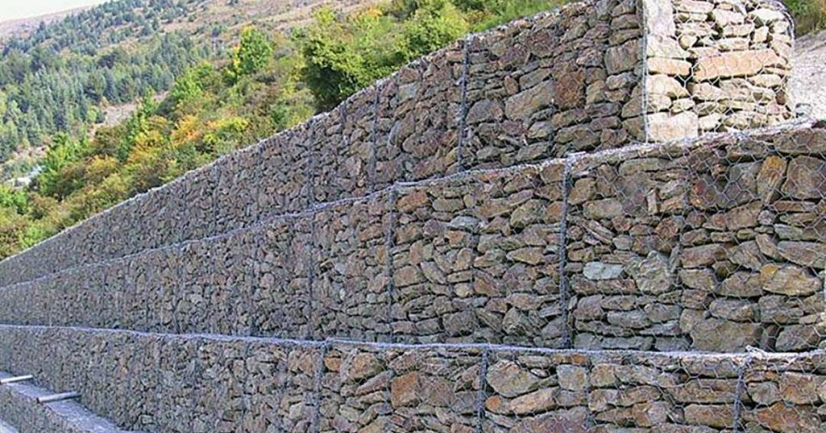 Muros de contención: tipos, diseño geotécnico y cuándo los necesita tu proyecto de construcción