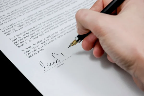 Qué firma y de qué responde un ingeniero geotecnista